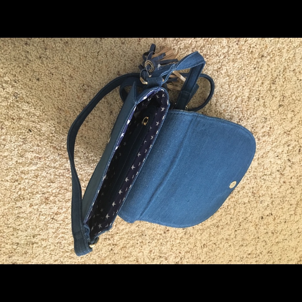 Francesca’s Small Purse - Picture 3 of 3